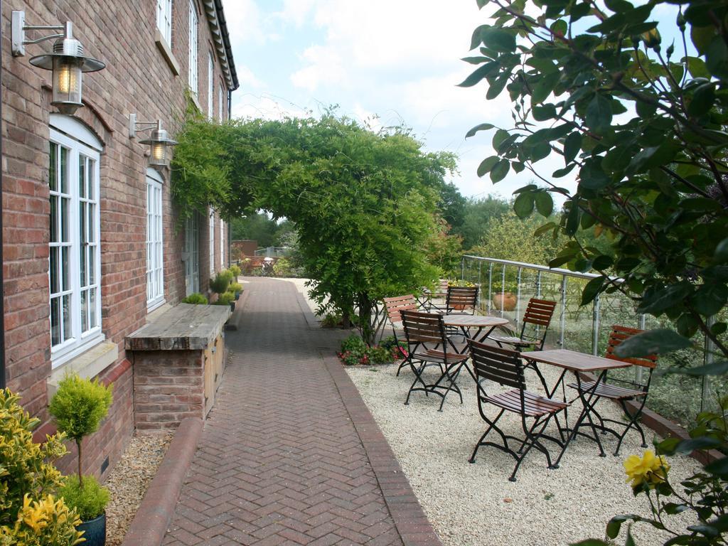 The Mooring Post Bed & Breakfast Gloucester Exterior photo