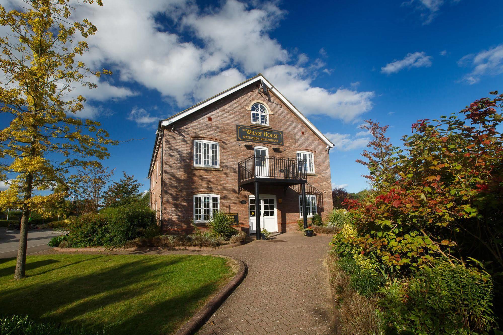 The Mooring Post Bed & Breakfast Gloucester Exterior photo